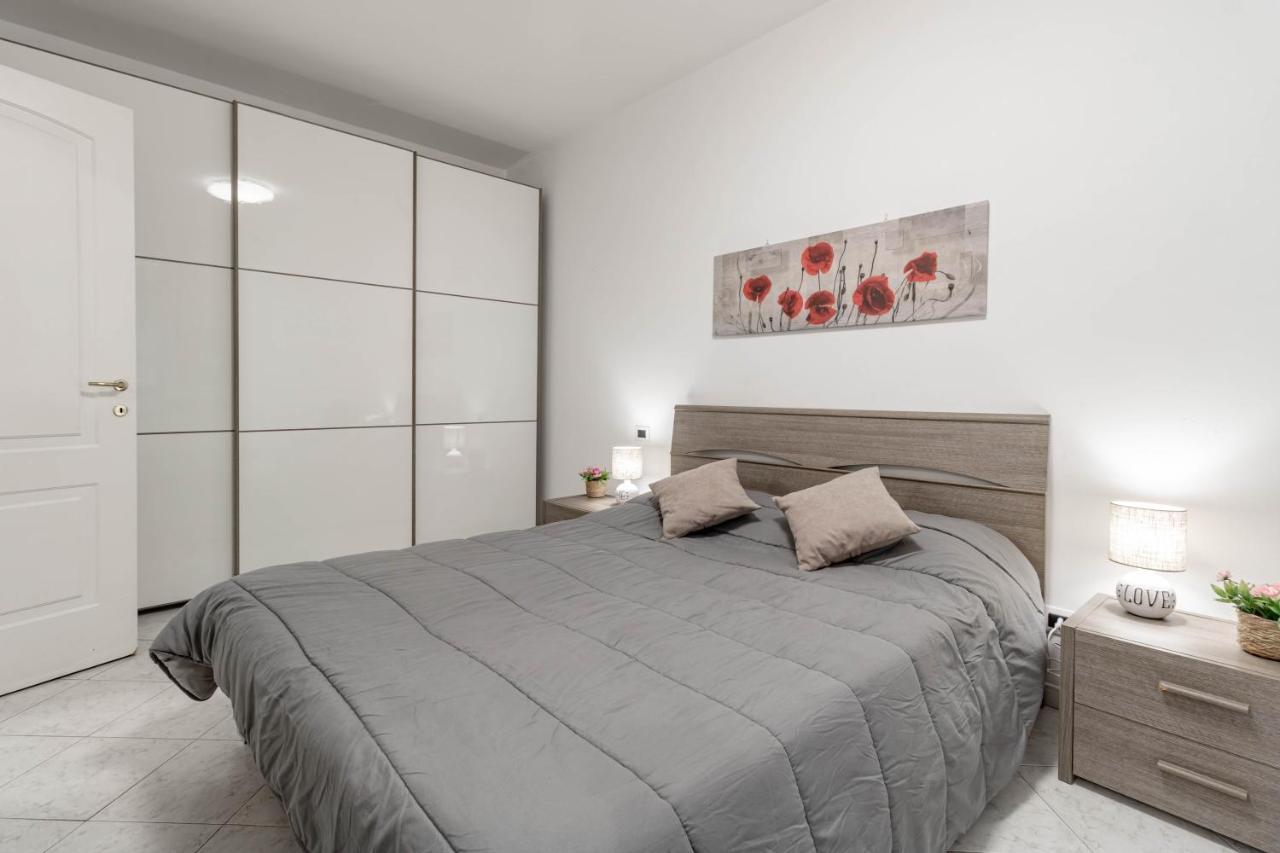 Ferienwohnung H11 M Town 119 Sanremo - Centro Exterior foto